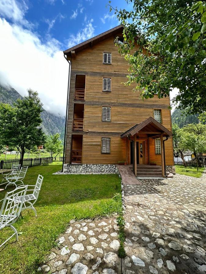 Residence Quku Valbones Esterno foto